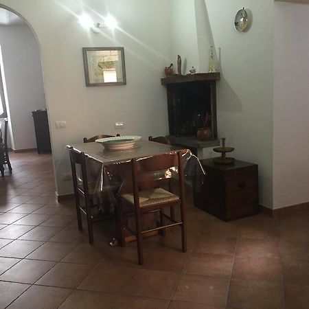 Apartamento Casa di Emanuela Spello Habitación foto